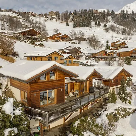 5br Iconic Chalet